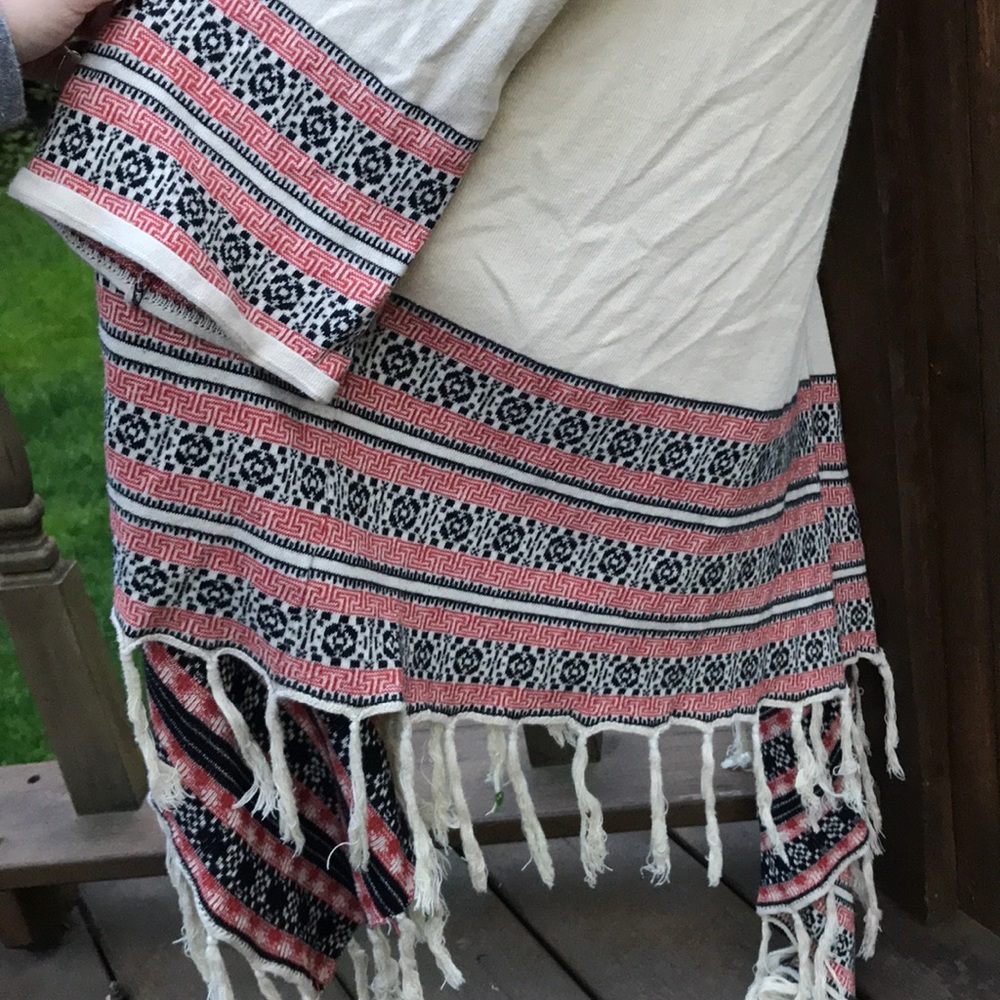 Flowy Sweater - Picture 7 of 9